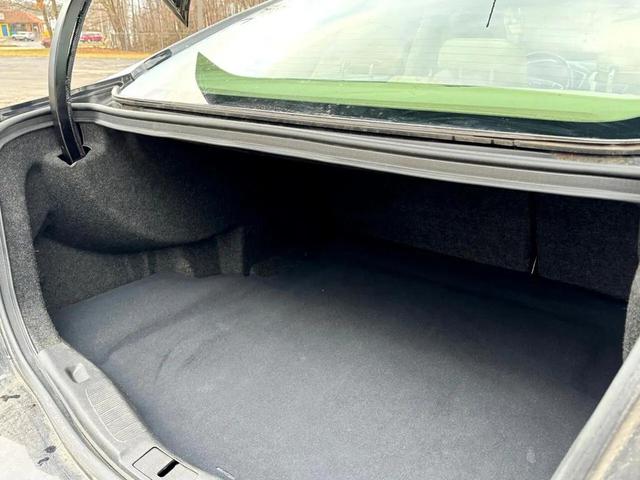 Photo of 2015 Tuxedo Black Ford Fusion