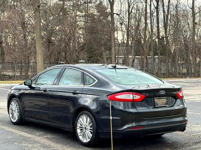 Photo of 2015 Tuxedo Black Ford Fusion