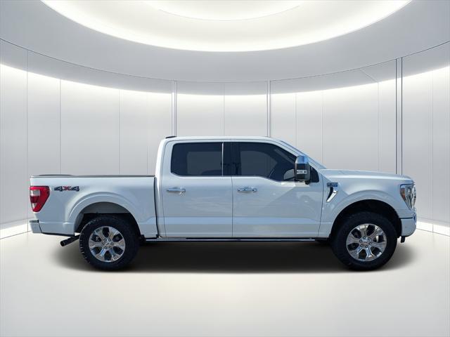 Photo of 2021 STAR WHITE METALLIC TRICOAT Ford F-150