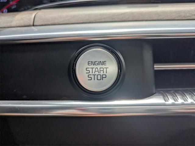 Photo of 2024 Ebony Black Kia K5