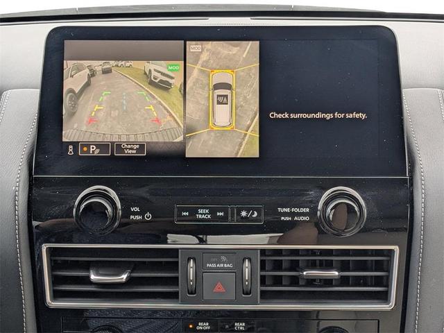 Photo of 2023 Aspen White Tricoat Nissan Armada
