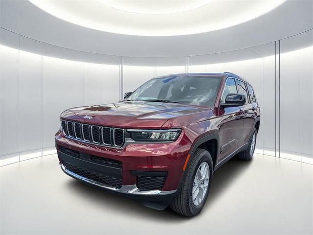 Photo of 2025 Velvet Red Pearlcoat Jeep Grand Cherokee L
