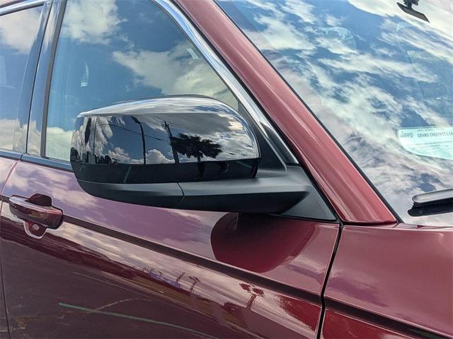 Photo of 2025 Velvet Red Pearlcoat Jeep Grand Cherokee L