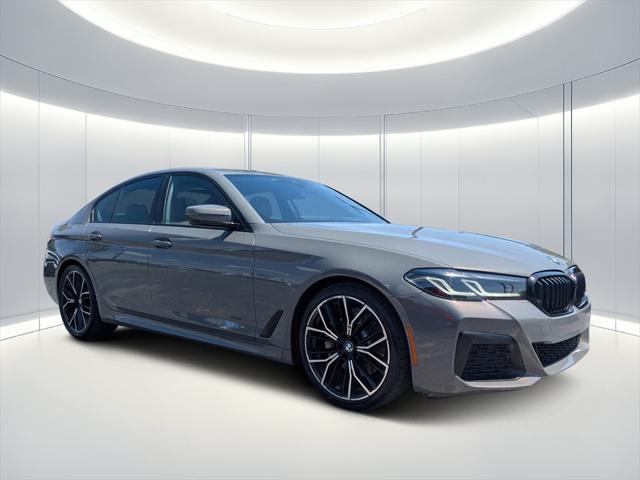2022 BMW 530