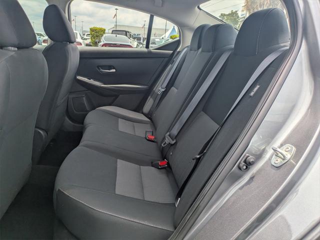 Photo of 2023 Gun Metallic Nissan Sentra
