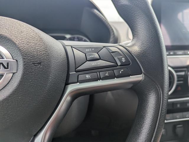 Photo of 2023 Gun Metallic Nissan Sentra