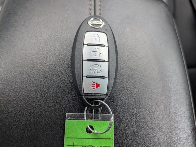 Photo of 2023 Gun Metallic Nissan Sentra