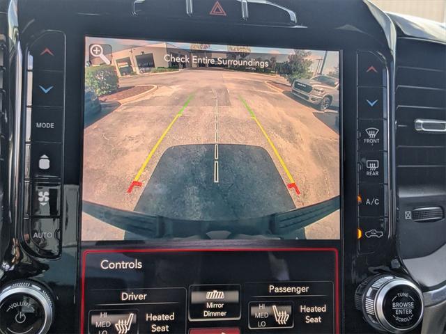 Photo of 2019 Diamond Black Crystal Pearlcoat RAM 1500