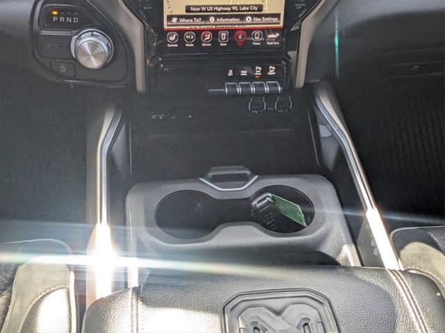 Photo of 2019 Diamond Black Crystal Pearlcoat RAM 1500