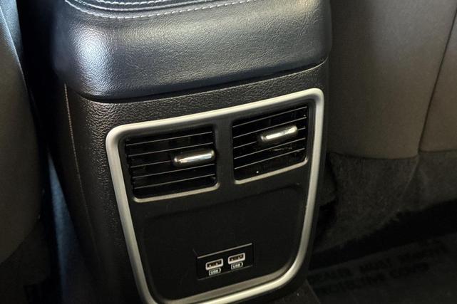 Photo of 2022 Pitch Black Clearcoat Dodge Charger