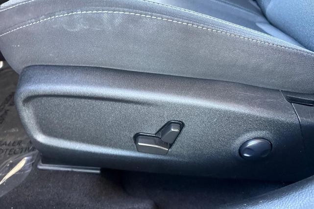 Photo of 2022 Pitch Black Clearcoat Dodge Charger