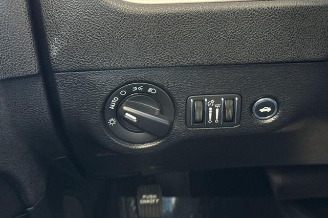 Photo of 2022 Pitch Black Clearcoat Dodge Charger