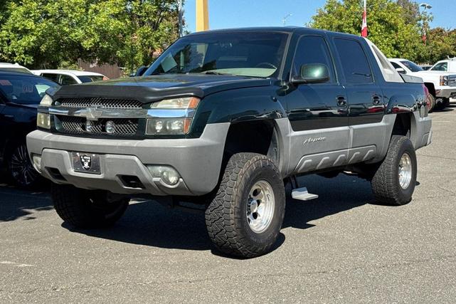 Photo of 2002 Forest Green Metallic Chevrolet Avalanche