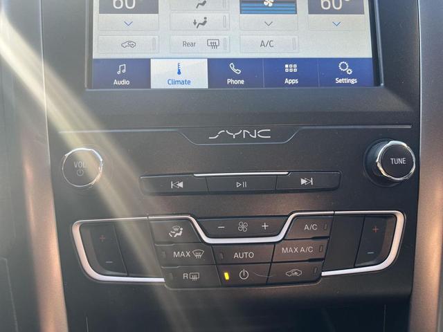 Photo of 2020 Alto Blue Metallic Tinted Clearcoat Ford Fusion