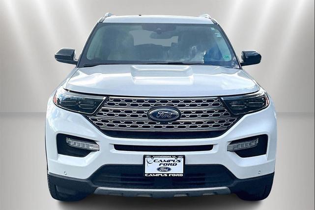 Photo of 2022 Star White Metallic Tri-Coat Ford Explorer
