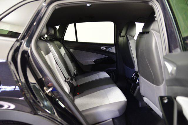 Photo of 2023 Deep Black Pearl Volkswagen ID.4
