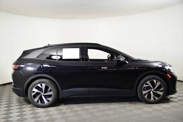 Photo of 2023 Deep Black Pearl Volkswagen ID.4