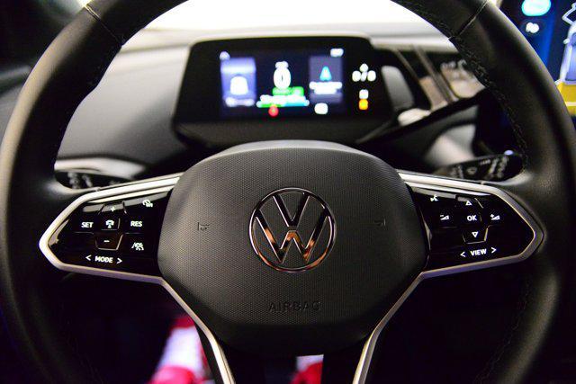 Photo of 2023 Deep Black Pearl Volkswagen ID.4