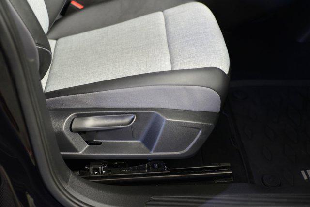 Photo of 2023 Deep Black Pearl Volkswagen ID.4