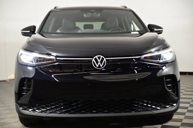 Photo of 2023 Deep Black Pearl Volkswagen ID.4
