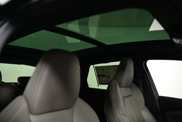 Photo of 2025 Tambora Gray Metallic Audi Q5