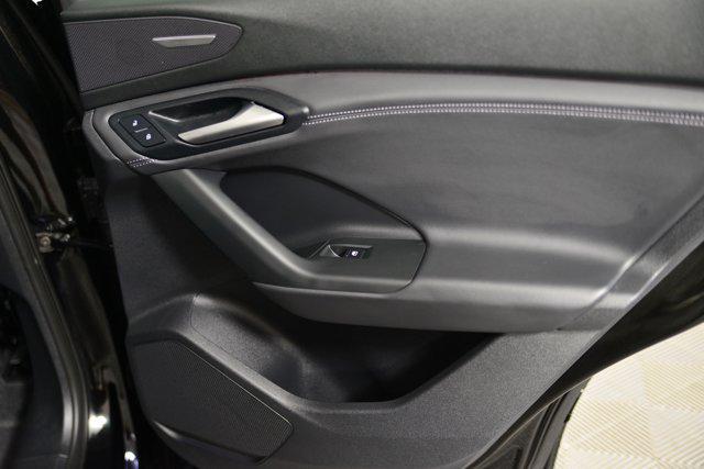 Photo of 2025 Mythos Black Metallic Audi Q6 e-tron