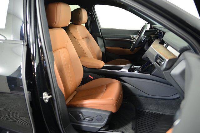 Photo of 2021 Black Audi e-tron Sportback