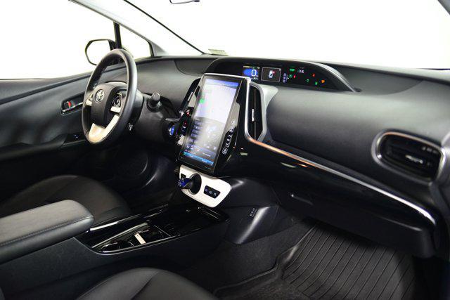 Photo of 2018 Gray Toyota Prius Prime