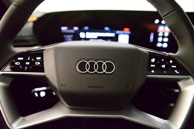 Photo of 2025 Tambora Gray Metallic Audi Q5