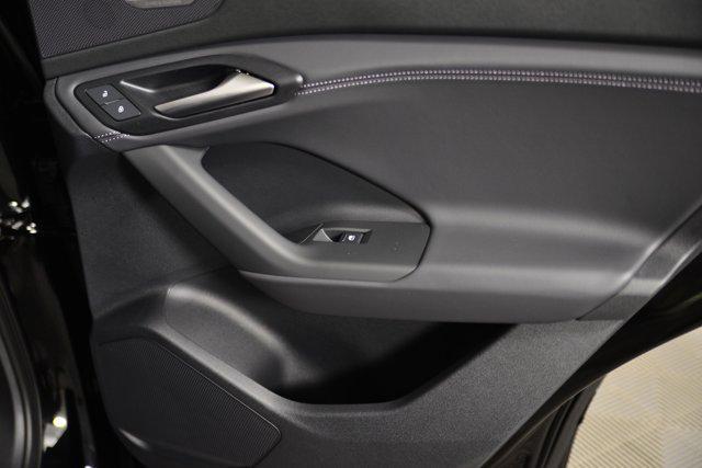 Photo of 2025 Mythos Black Metallic Audi Q6 e-tron