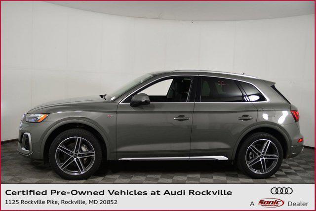 Photo of 2023 Gray Audi Q5 e