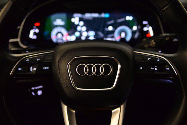 Photo of 2021 Blue Audi Q7