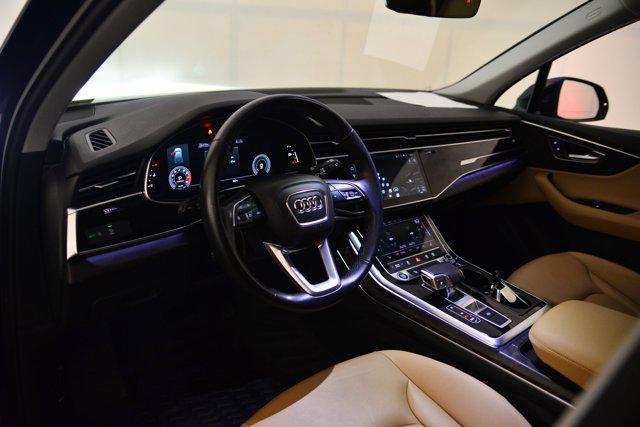 Photo of 2021 Blue Audi Q7