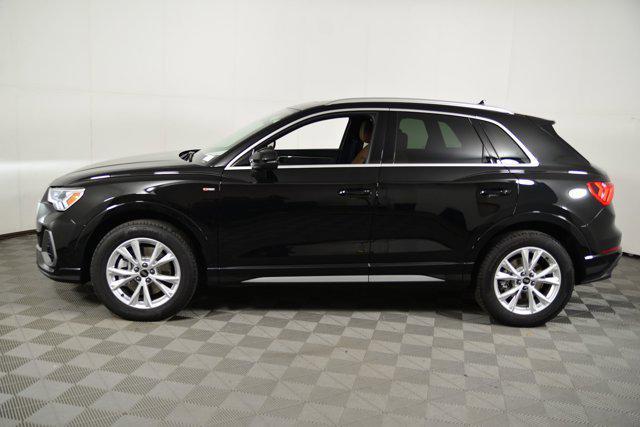 Photo of 2025 Mythos Black Metallic Audi Q3