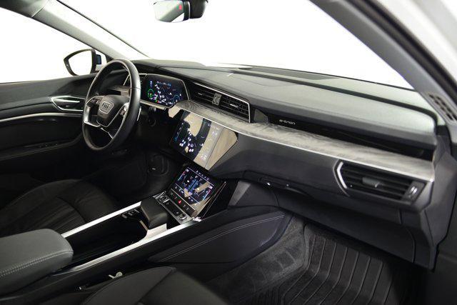 Photo of 2021 Glacier White Metallic Audi e-tron