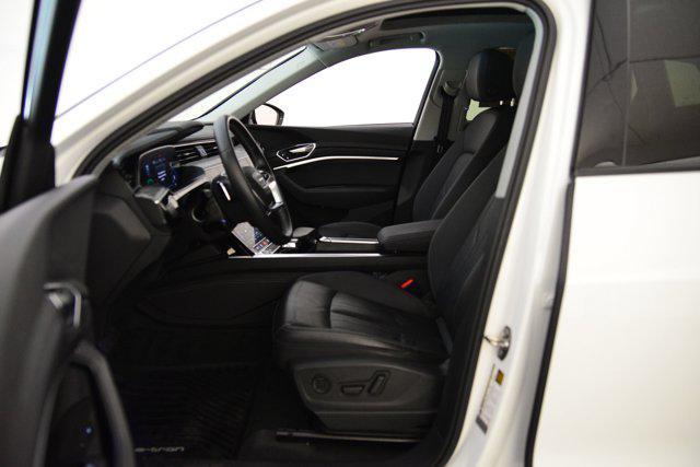 Photo of 2021 Glacier White Metallic Audi e-tron
