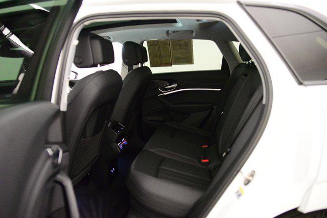 Photo of 2021 Glacier White Metallic Audi e-tron