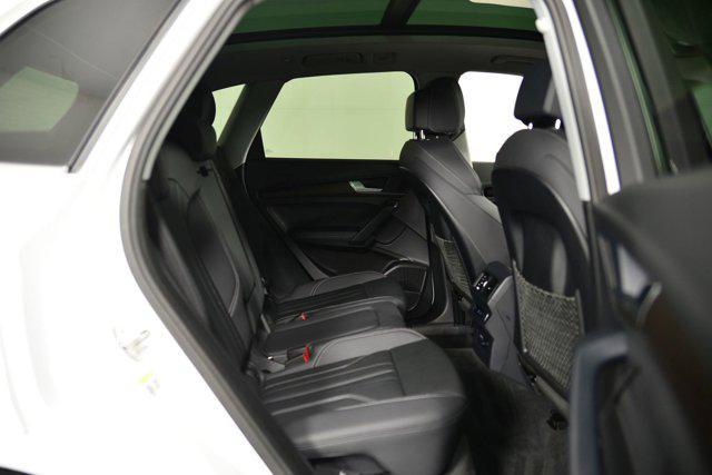 Photo of 2025 White Audi Q5