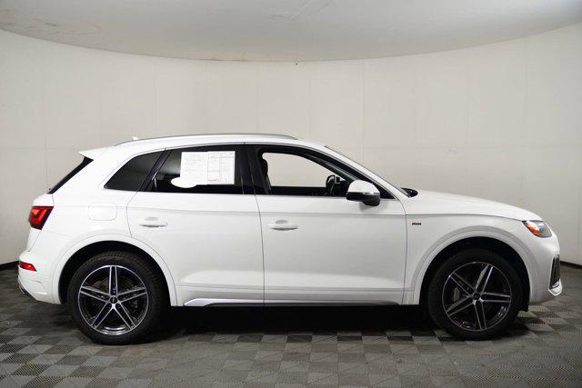 Photo of 2025 White Audi Q5