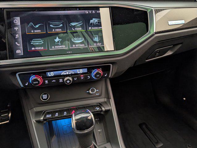 Photo of 2025 Mythos Black Metallic Audi Q3