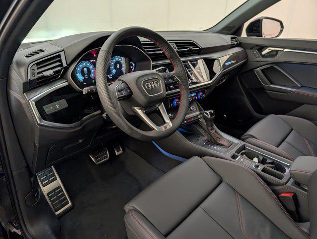 Photo of 2025 Mythos Black Metallic Audi Q3