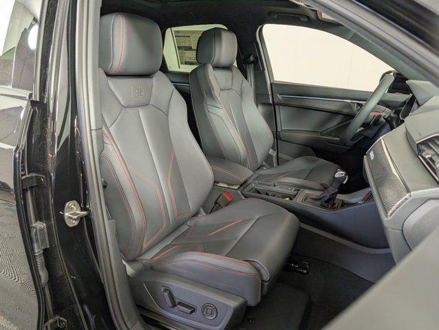 Photo of 2025 Mythos Black Metallic Audi Q3