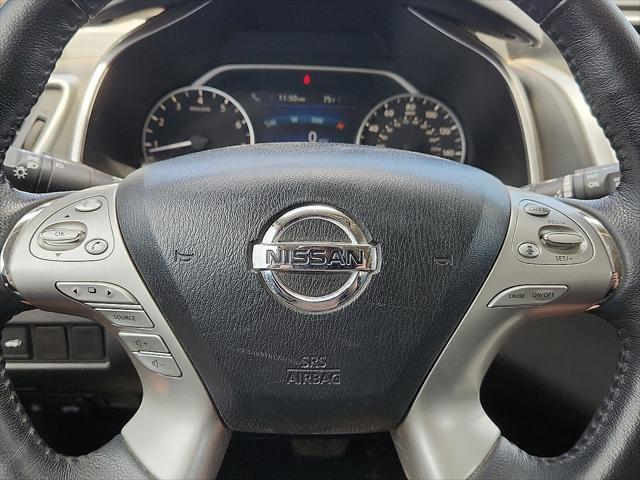 Photo of 2018 Magnetic Black Nissan Murano