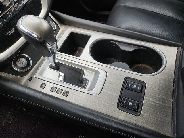 Photo of 2018 Magnetic Black Nissan Murano