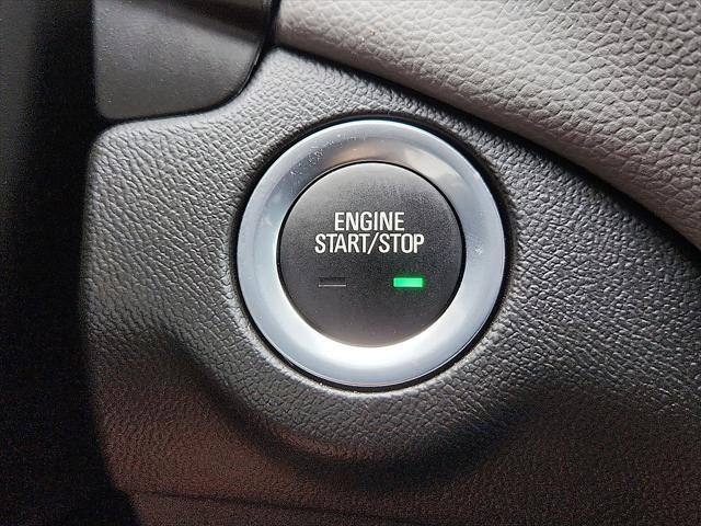 Photo of 2024 Summit White Chevrolet Equinox