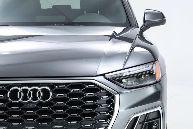 Photo of 2024 Daytona Gray Pearl Effect Audi Q5