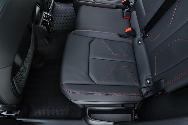 Photo of 2025 Mythos Black Metallic Audi Q3