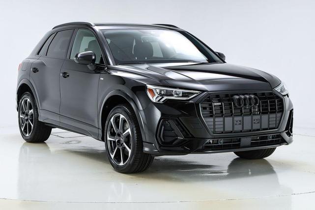 Photo of 2025 Mythos Black Metallic Audi Q3