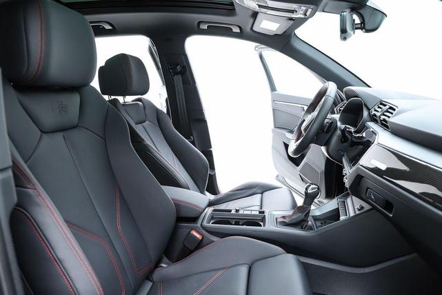 Photo of 2025 Mythos Black Metallic Audi Q3