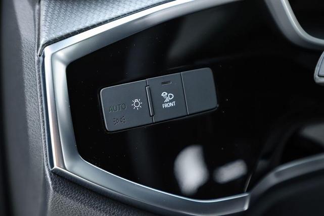 Photo of 2025 Mythos Black Metallic Audi Q3